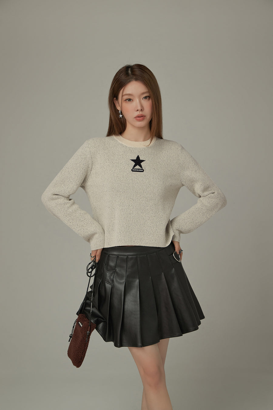 CHUU Star Crop Knit Top