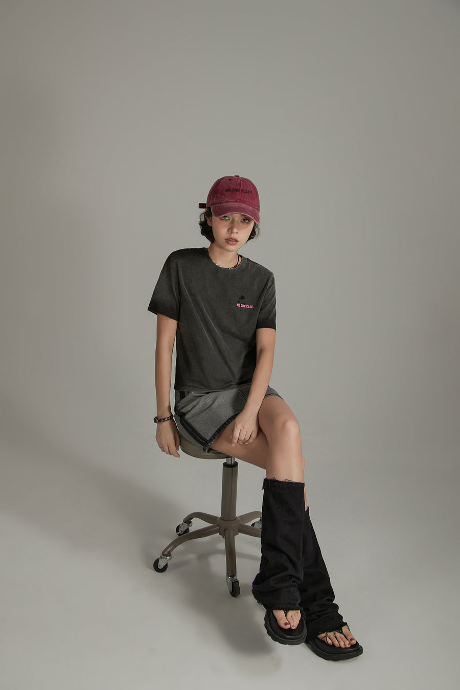 CHUU Vintage Print Logo Short Sleeve T-Shirt