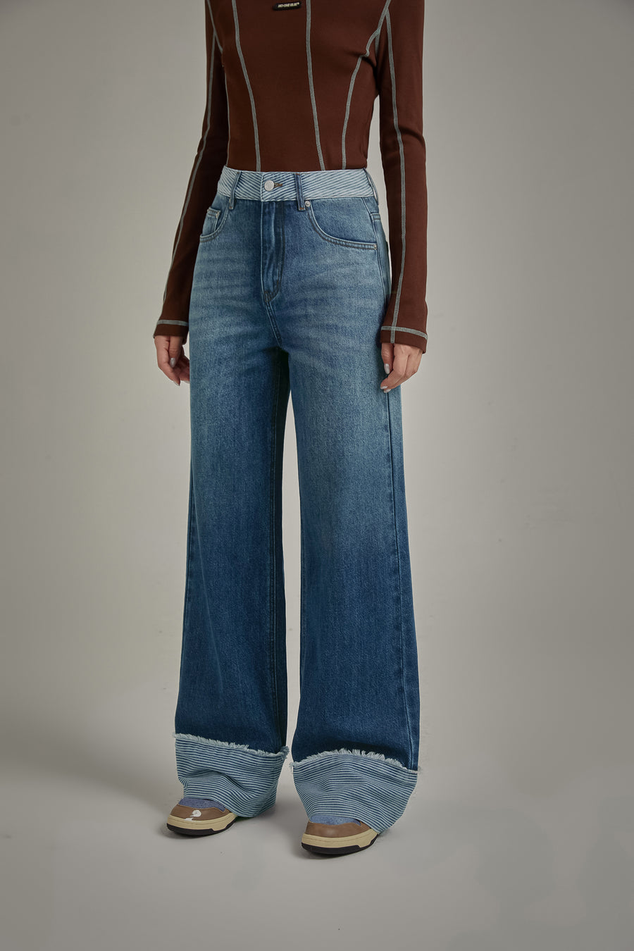 CHUU Roll Up Frayed Hem Wide Denim Jeans