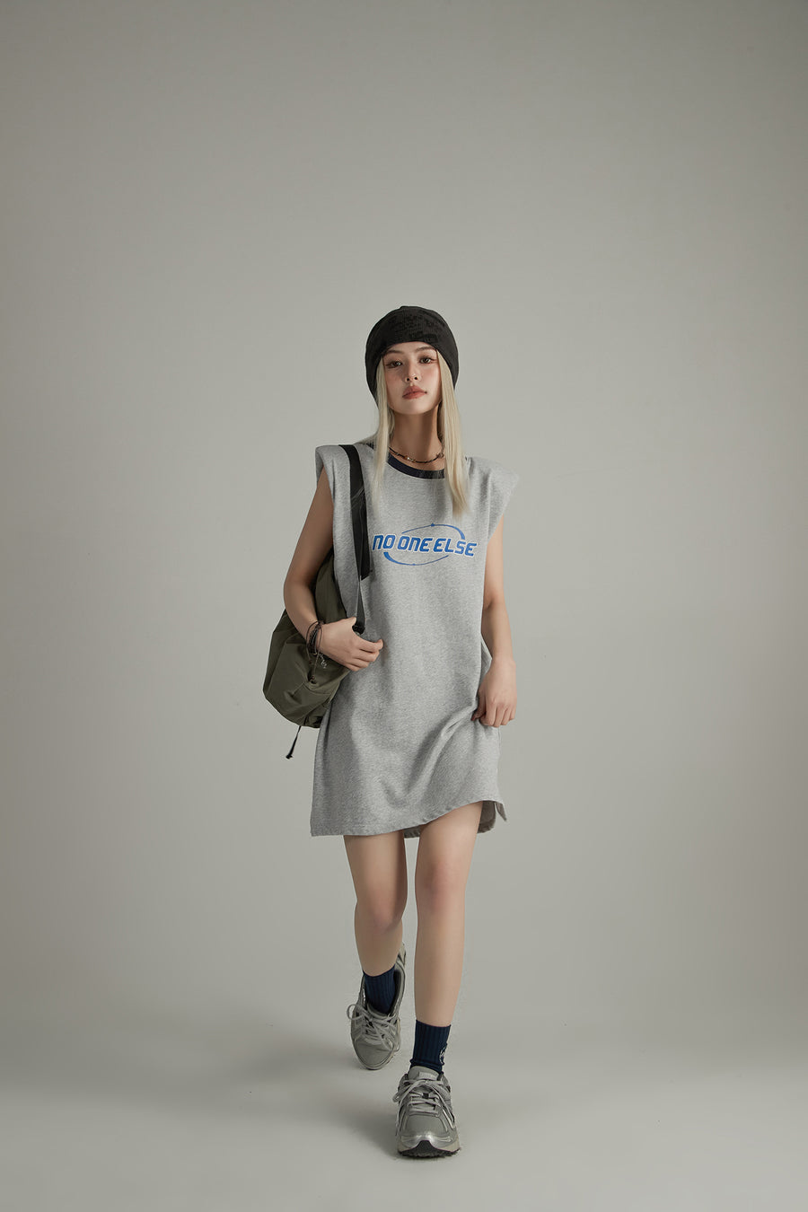 CHUU Noe Center Logo Sleeveless T-Shirt Dress