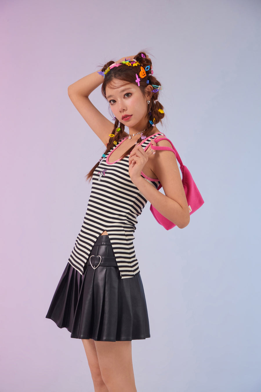 CHUU Color Lined Slit Stripe Sleeveless Top