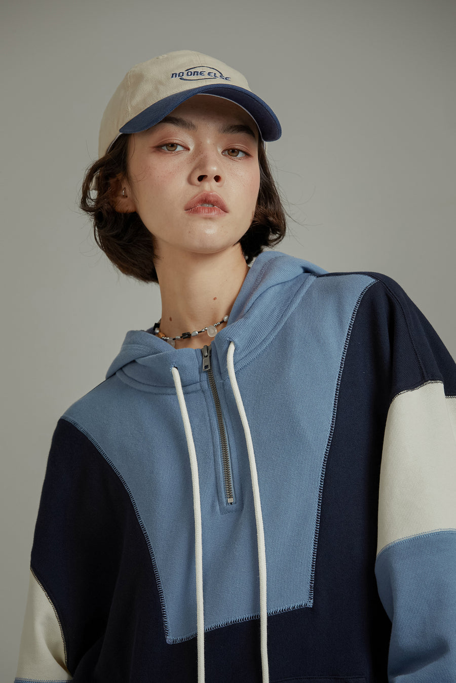 CHUU Half Zip-Up Color Hoodie