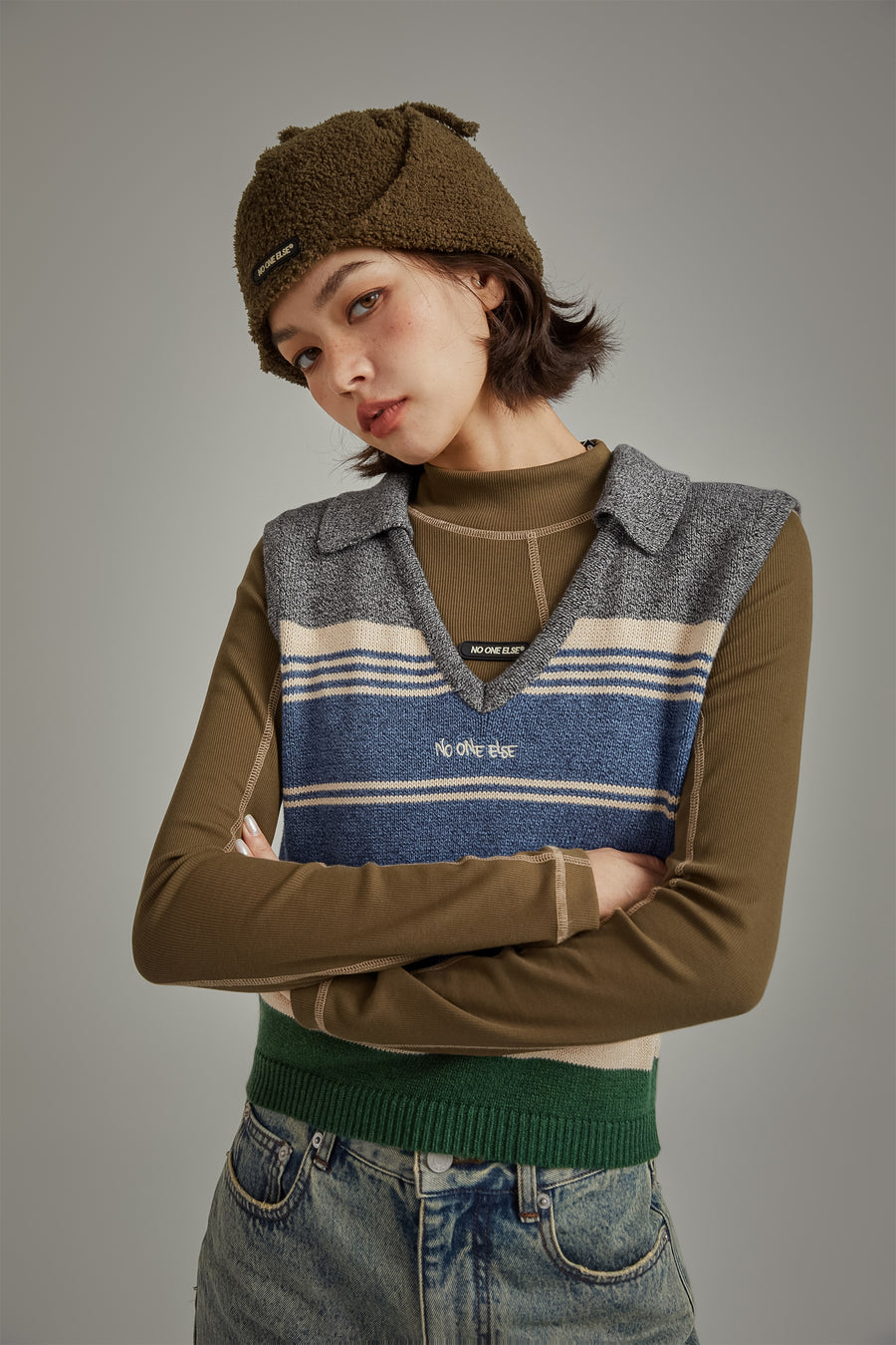 CHUU Open Color Striped Knit Vest