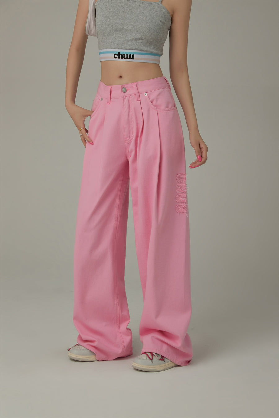 CHUU Logo Long Wide Baggy Color Pants