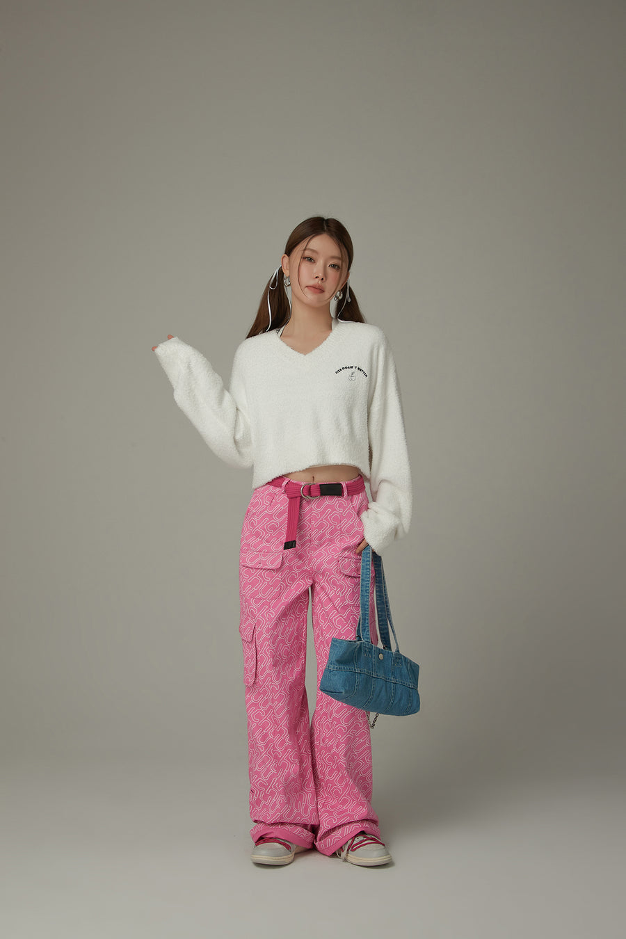 CHUU Cherry Crop Knit Sweater