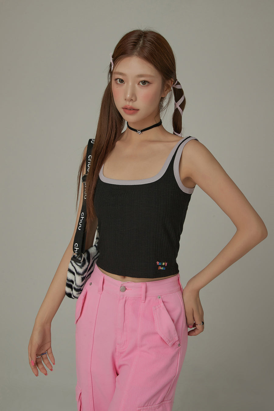 CHUU Color Lined Ribbed Sleeveless Semi Crop Top