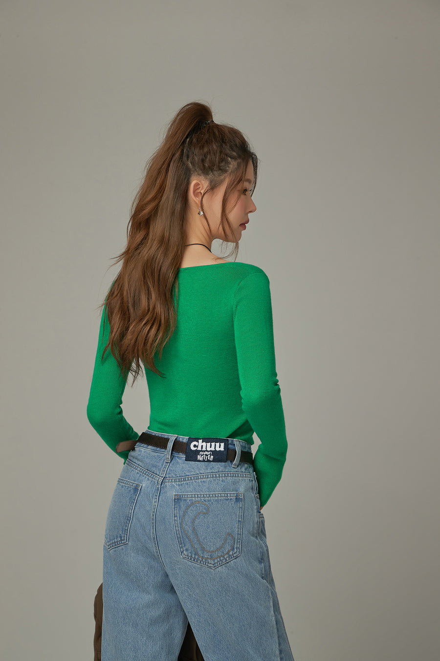 CHUU V- Neck Slit Basic Knit Top