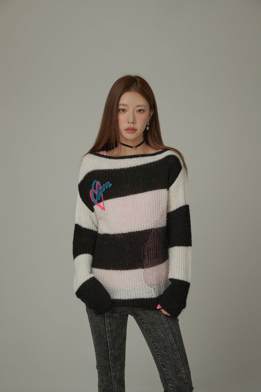 CHUU Off-Shoulder Loosefit Maxi Stripes Sweater