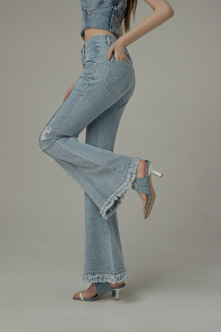 CHUU Fringed Ripped Bootcut Denim Jeans