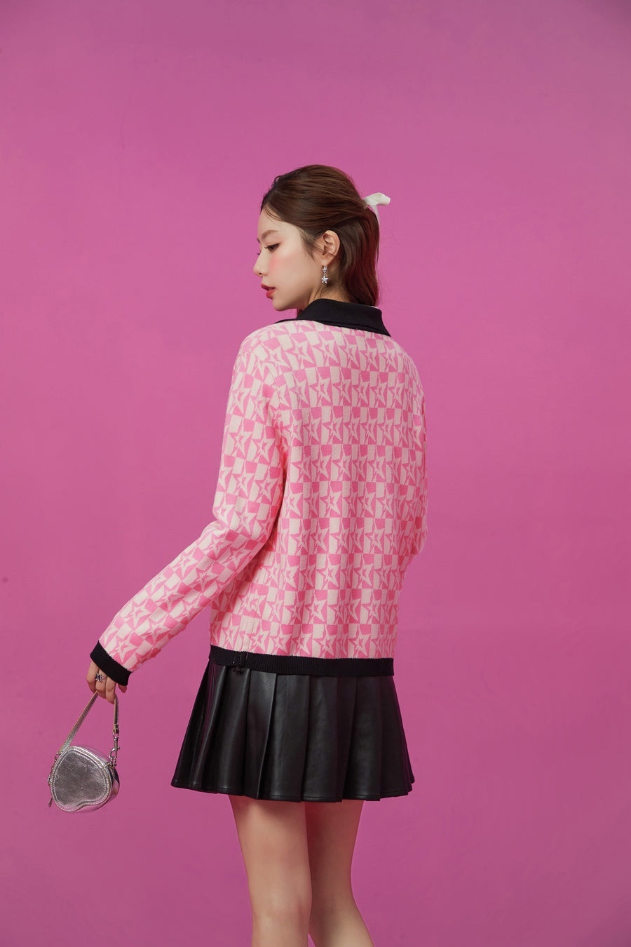 CHUU Open Collar Star Knit Sweater