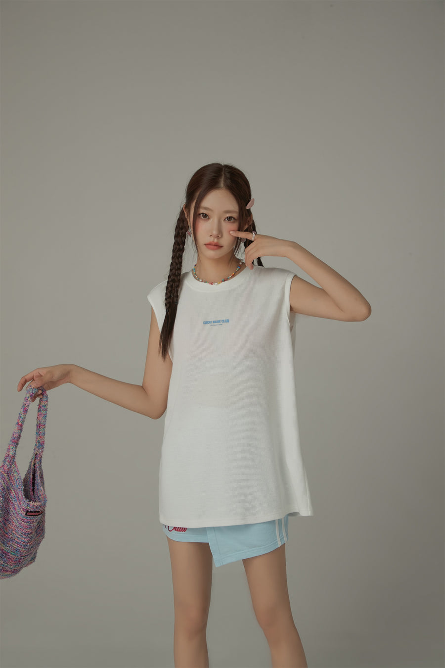 CHUU Simple Waffle Loose Fit Sleeveless Mid Length T-Shirt