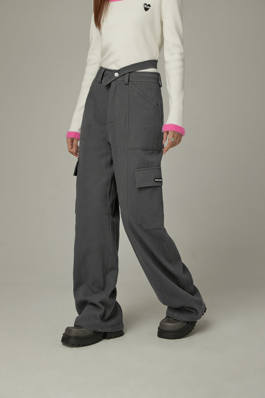 CHUU Pocket Side Slit Straight Pants