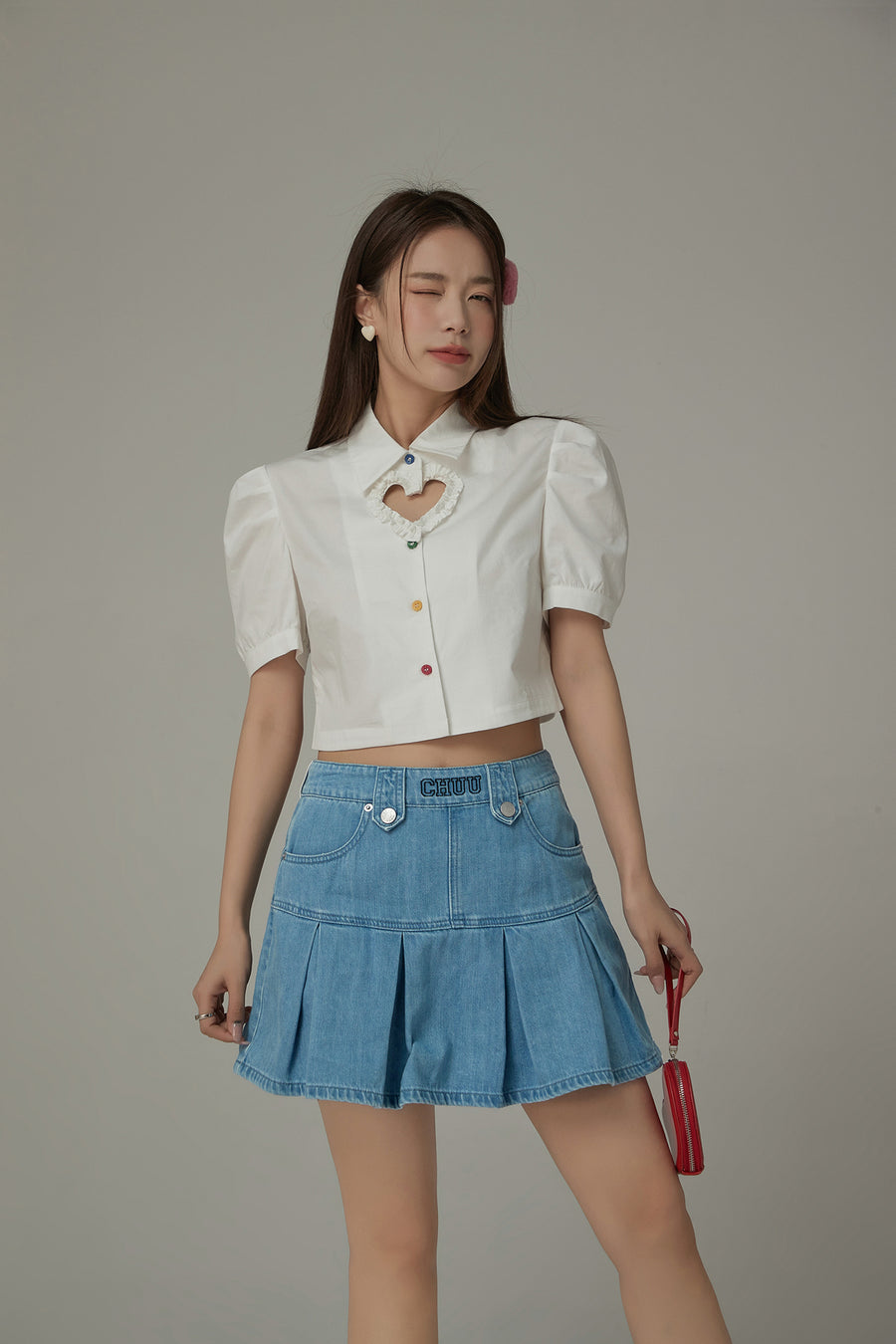 CHUU Puff Sleeve Heart Cut Out Crop Shirt