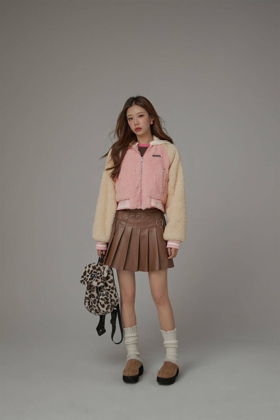 CHUU Raglan Color Combination Fluffy Jacket