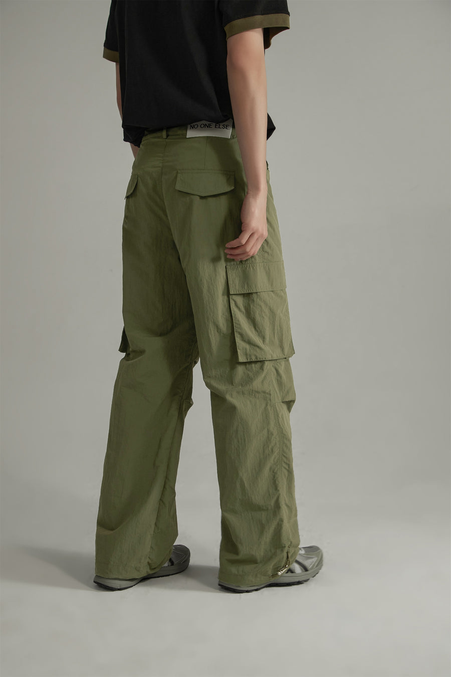 CHUU Daily Cargo Pocket Straight Pants