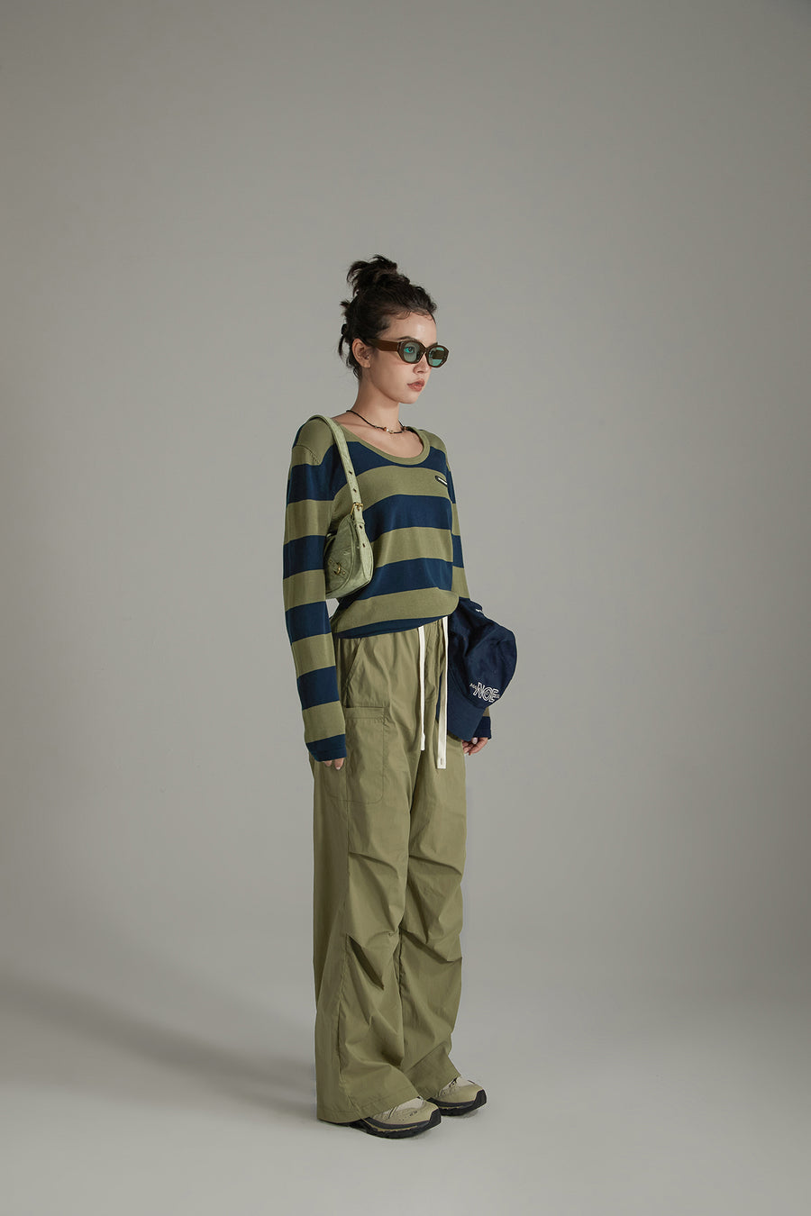 CHUU Color Stripe Knit Sweater