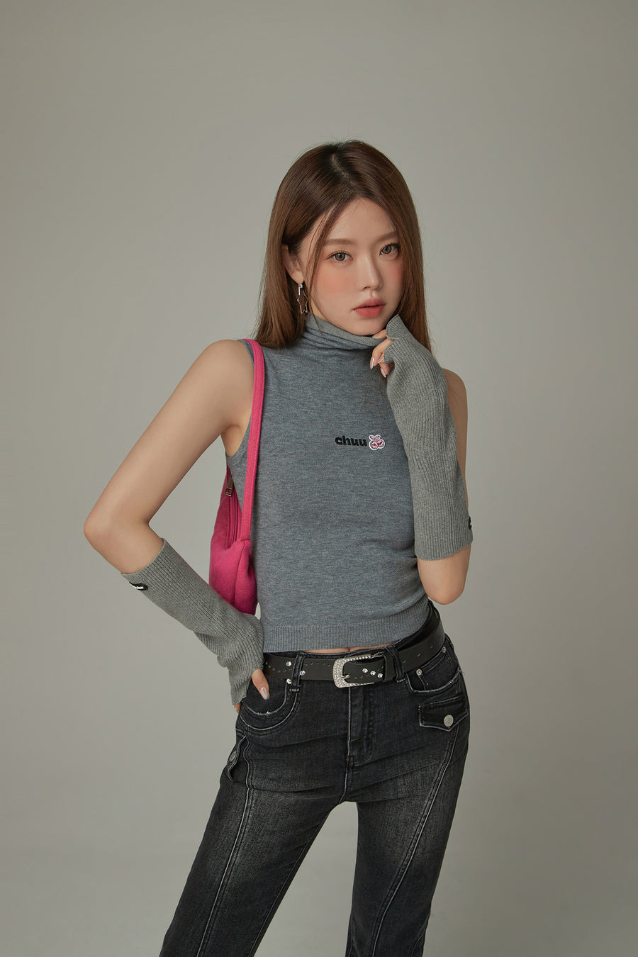 CHUU Basic Turtle Neck Sleeveless Top