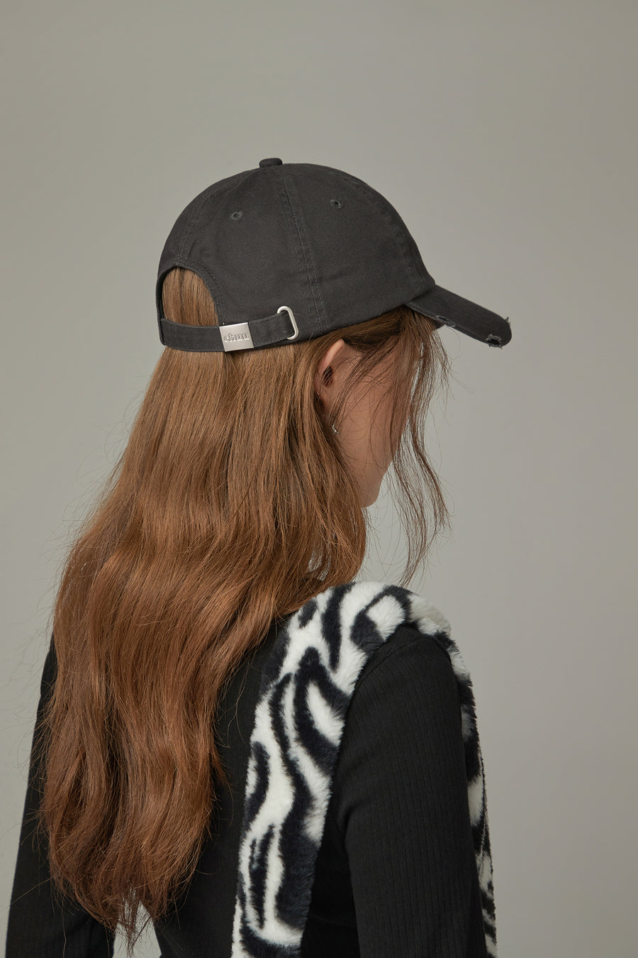 CHUU Embroidered Lettering Baseball Cap