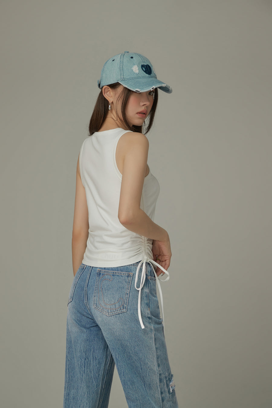 CHUU Logo String Slim Sleeveless Top