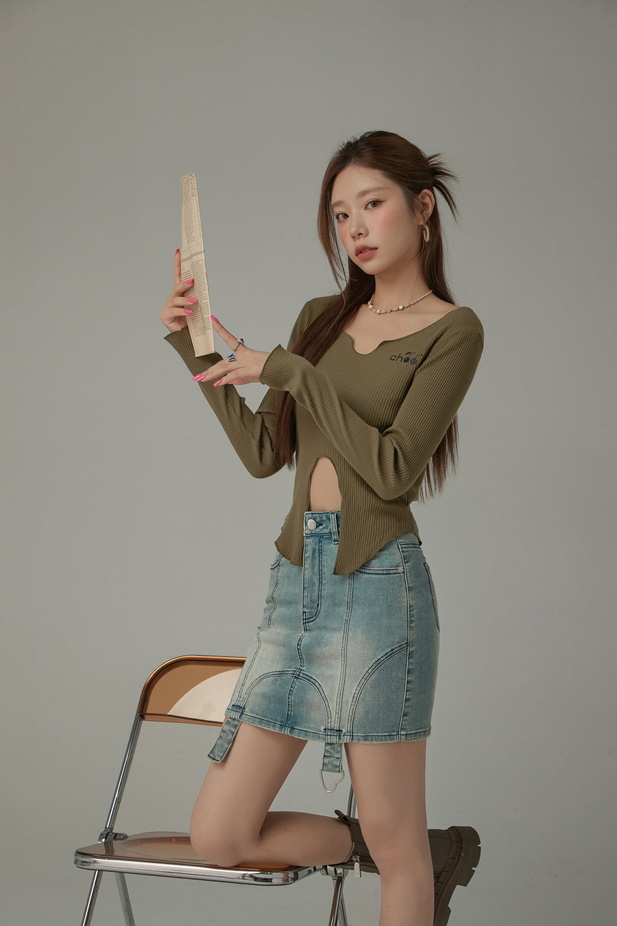 CHUU High Waisted Washed Denim Mini Skirt