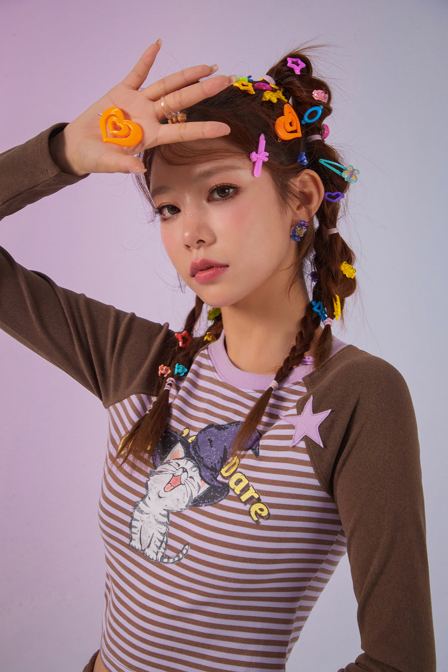 CHUU Witchy Cat Stripe Color Combination T-Shirt