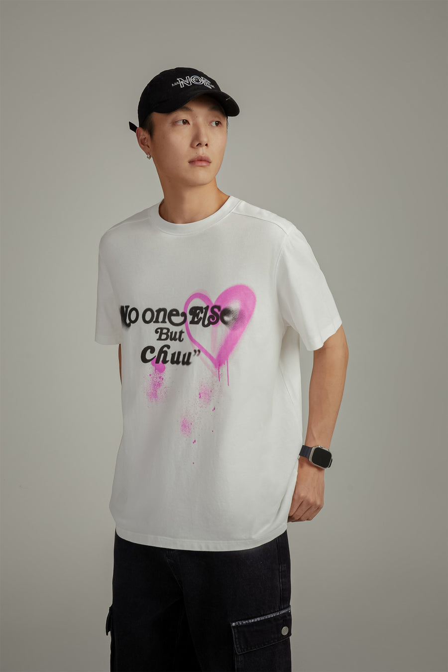 CHUU Collab Logo Heart Lettering T-Shirt