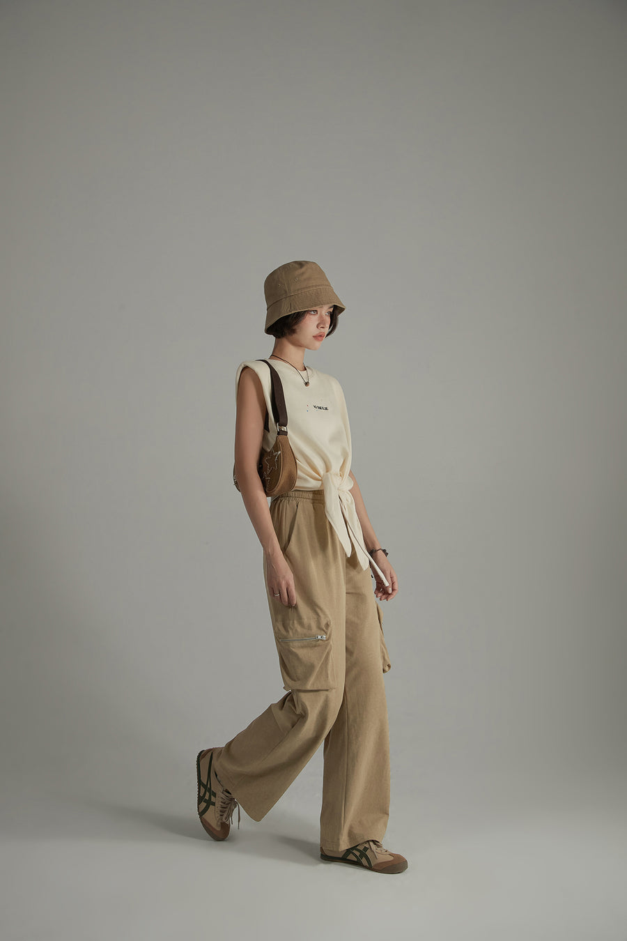 CHUU Cargo String Wide Casual Pants