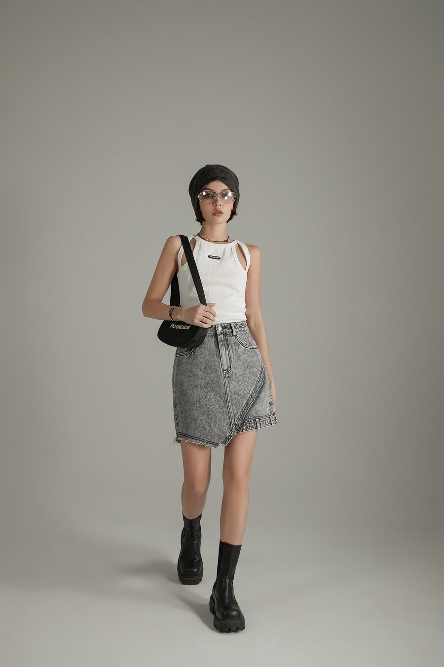 CHUU Unbalanced High Waist Denim Mini Skirt