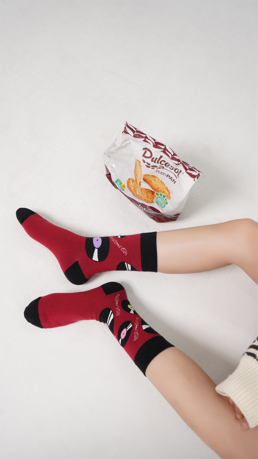 CHUU Record Color High Socks