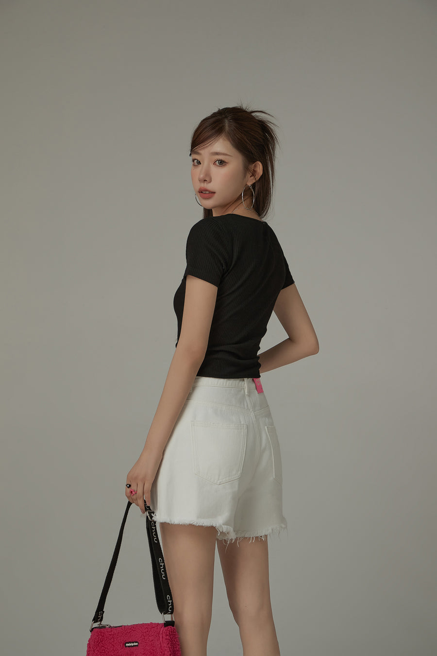 CHUU Slit Ribbed Center Stripes T-Shirt