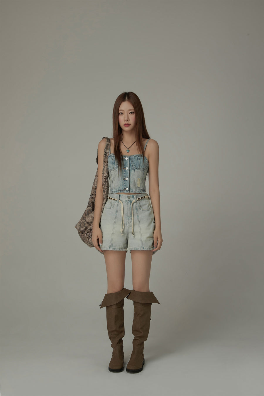 CHUU Side Shirred High Waisted Denim Shorts