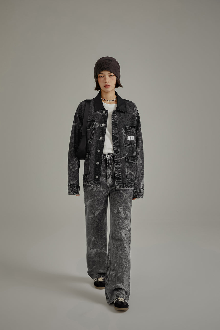 CHUU Brush Strokes Denim Jacket