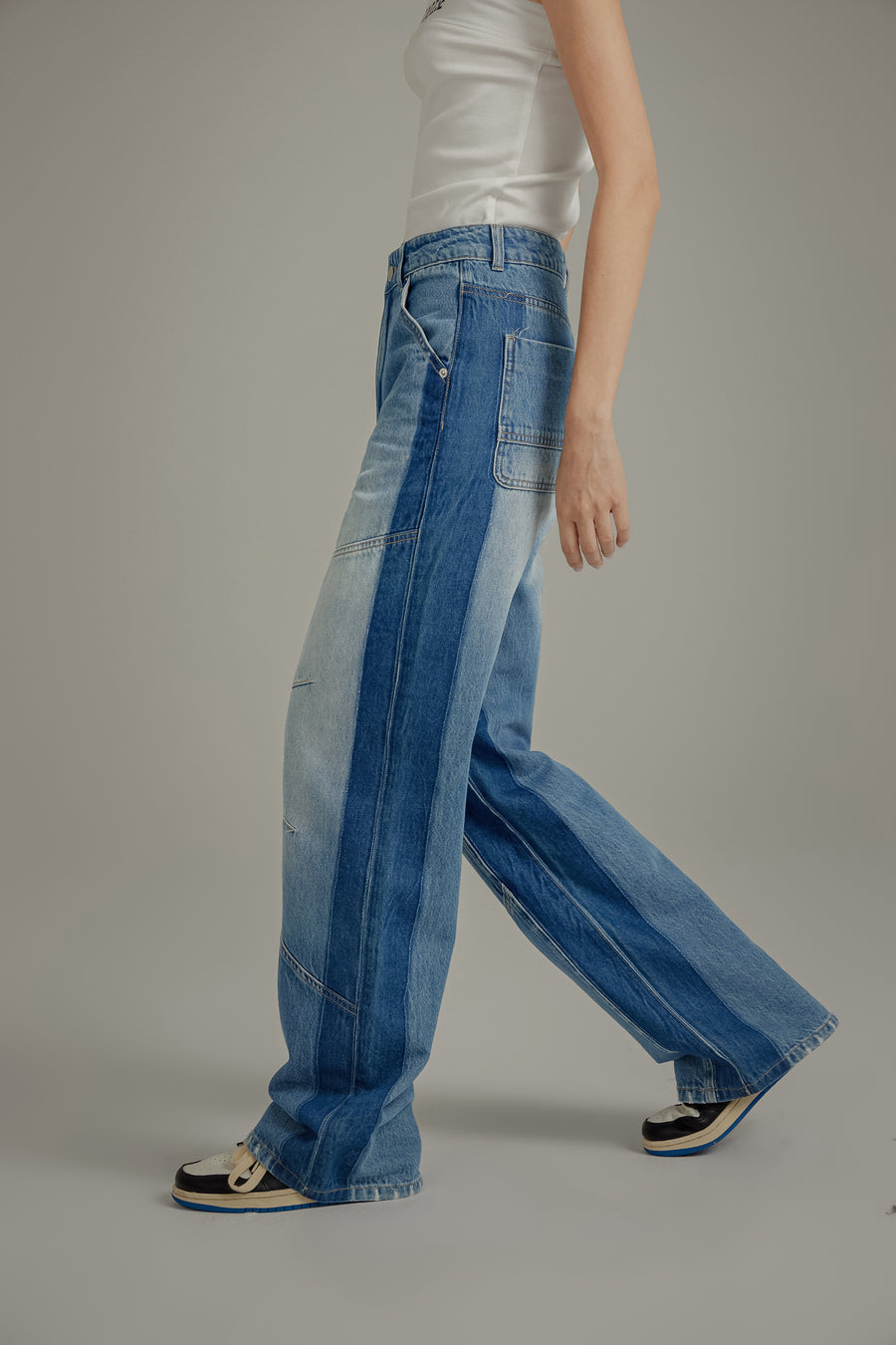 CHUU Washed Distressed Wide Jeans