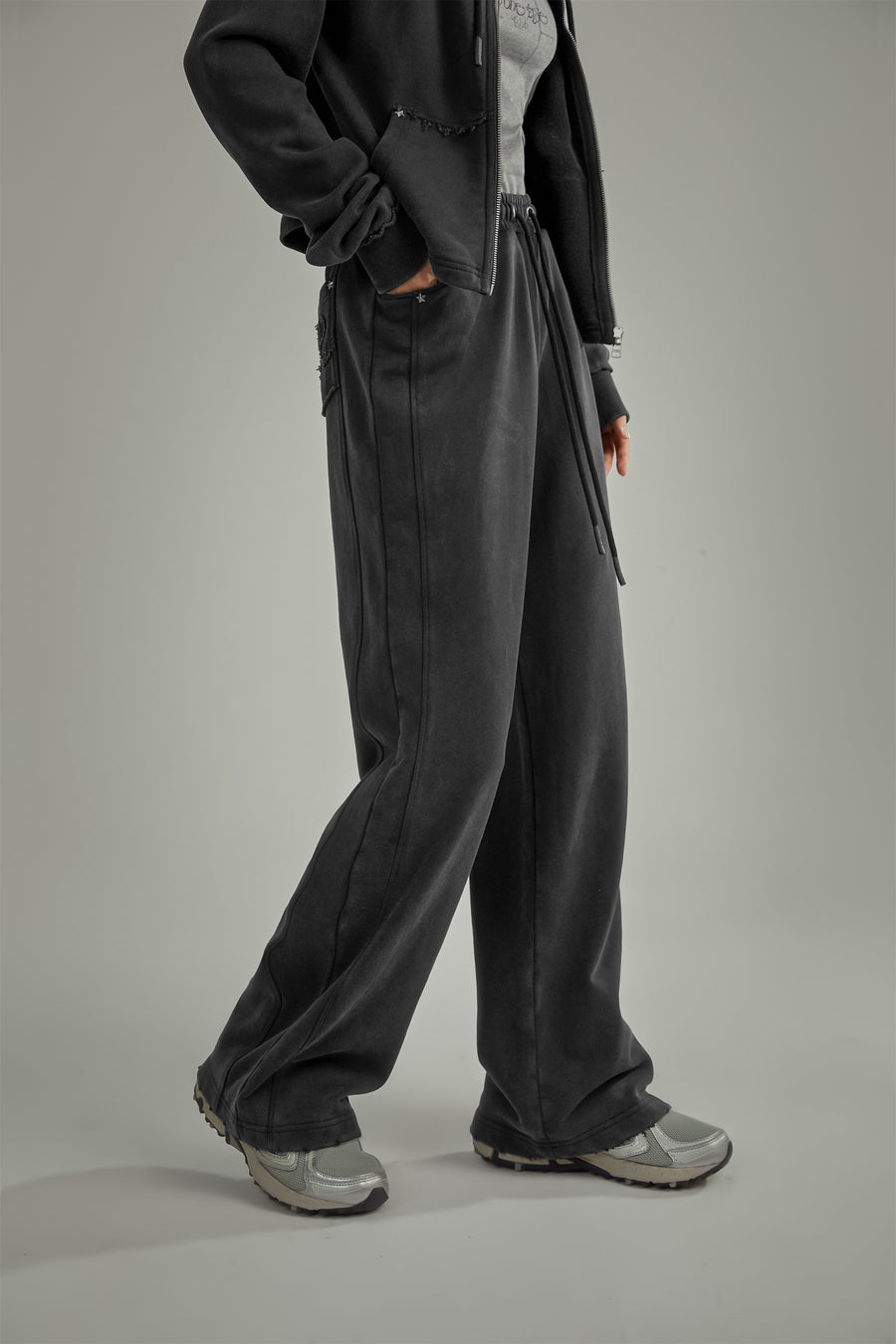 CHUU Simple Wide Casual String Pants