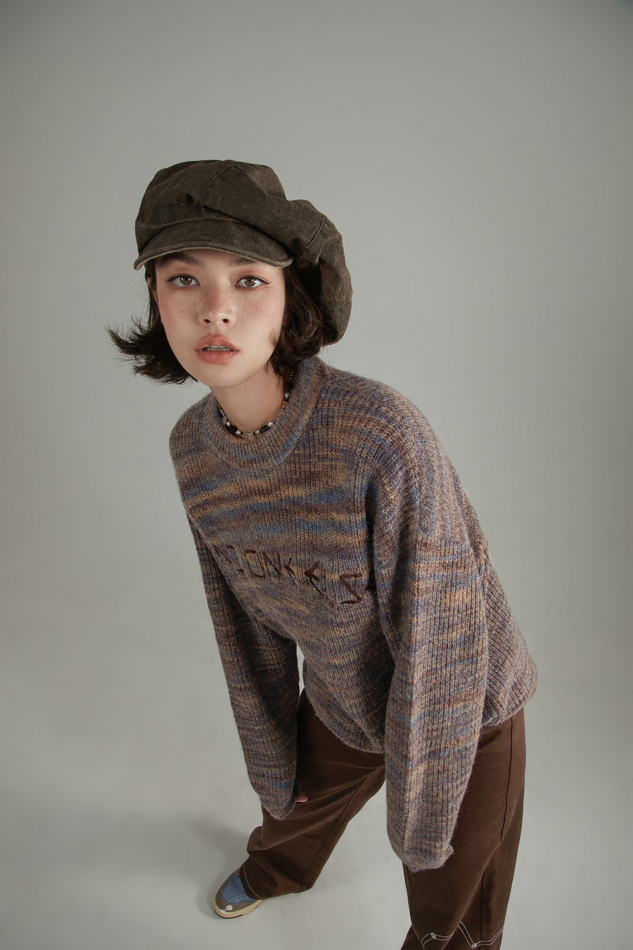 CHUU Lettering Vintage Knit Sweater