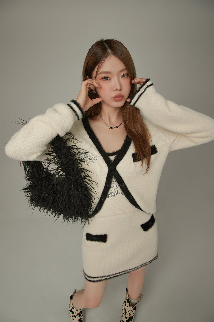 CHUU Color Lined Knit Cardigan