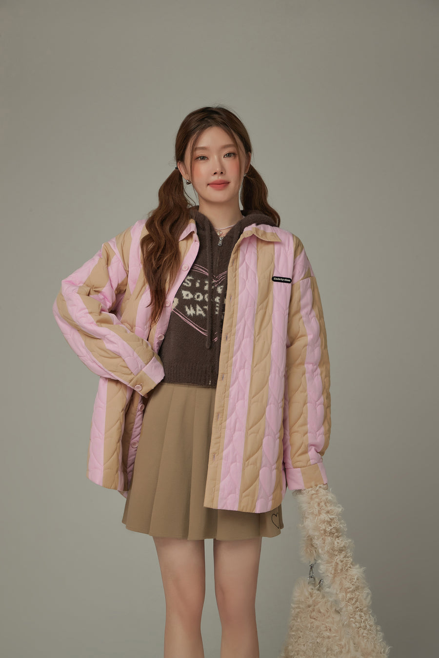 CHUU Striped Heart Quilted Jacket