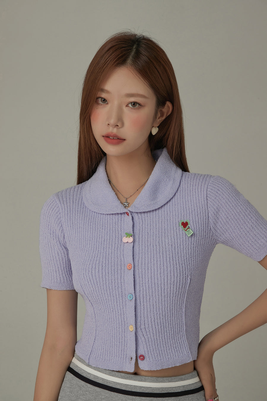 CHUU Rainbow Button Slim Crop Knit Top