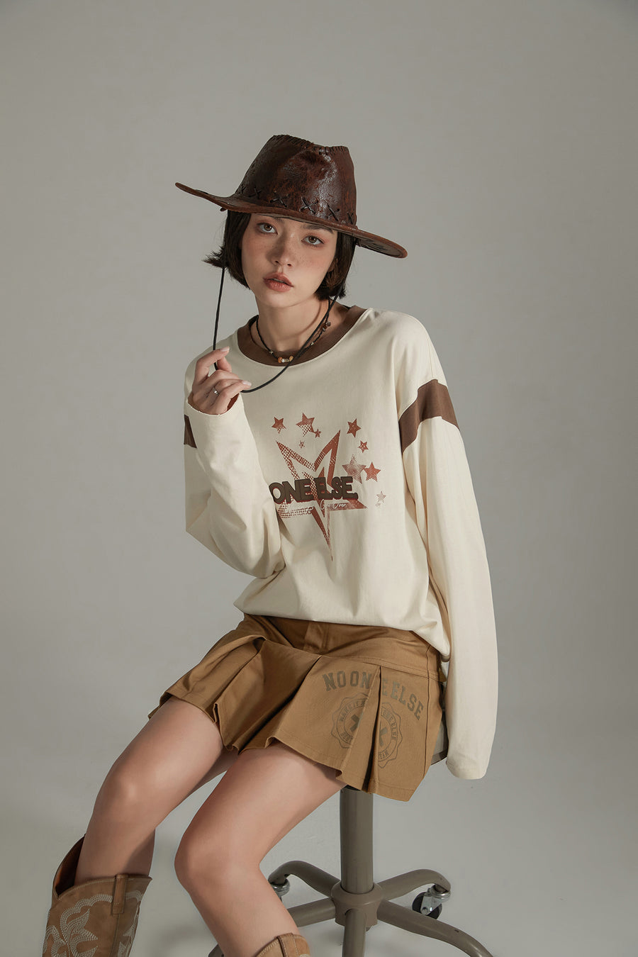 CHUU Logo Star Color Long Sleeve T-Shirt