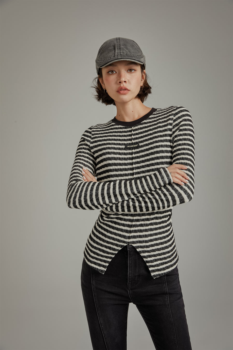 CHUU Slit Slim Stripe T-Shirt