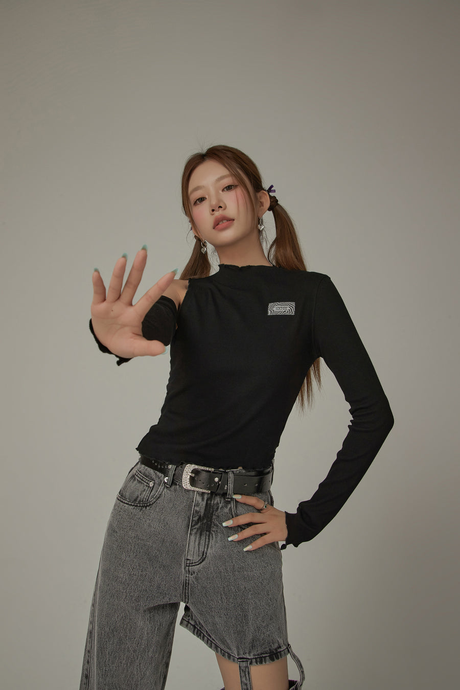 CHUU One Shoulder Slim Long Sleeve Top