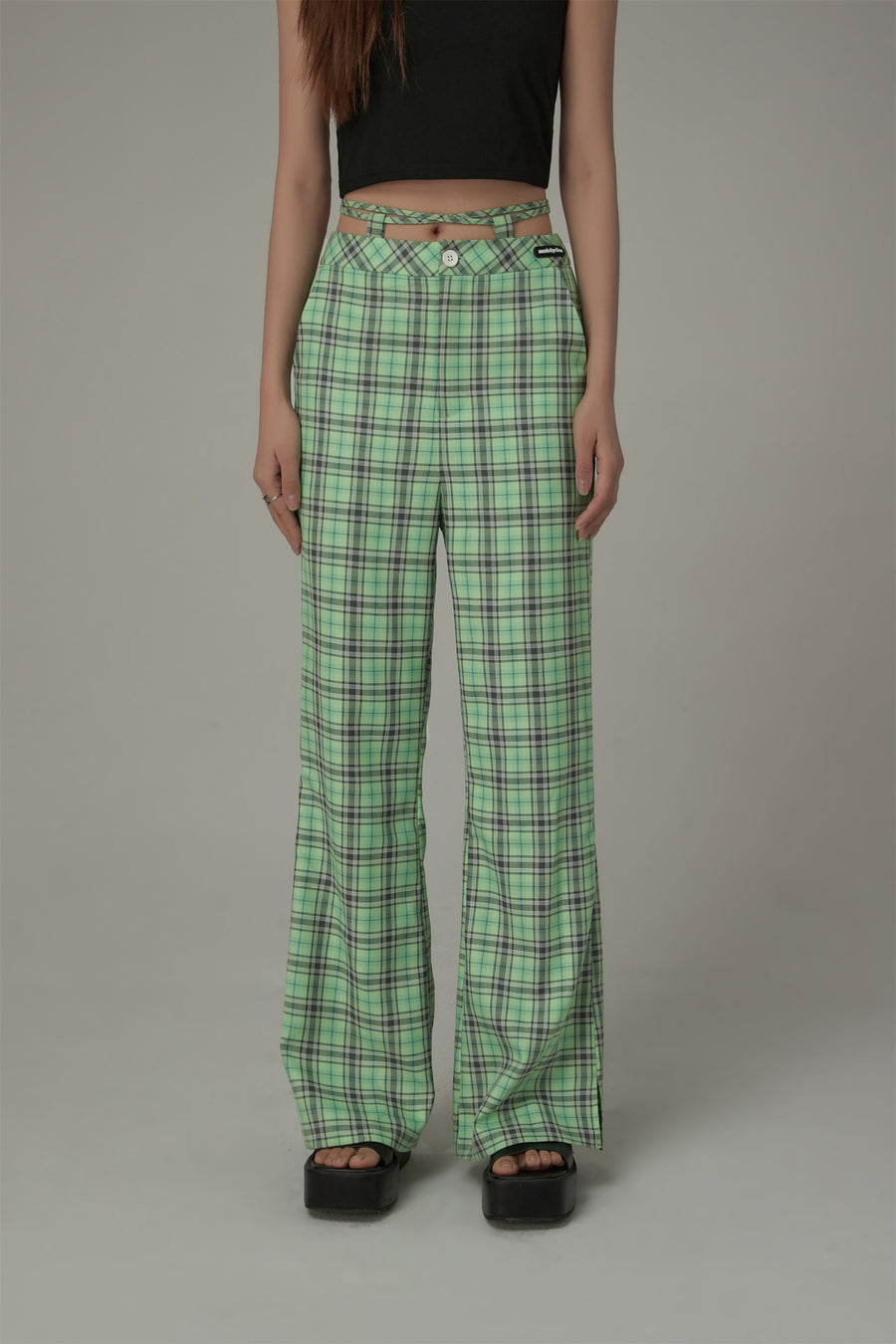 CHUU Color Checked Tie Waist Bootcut Pants