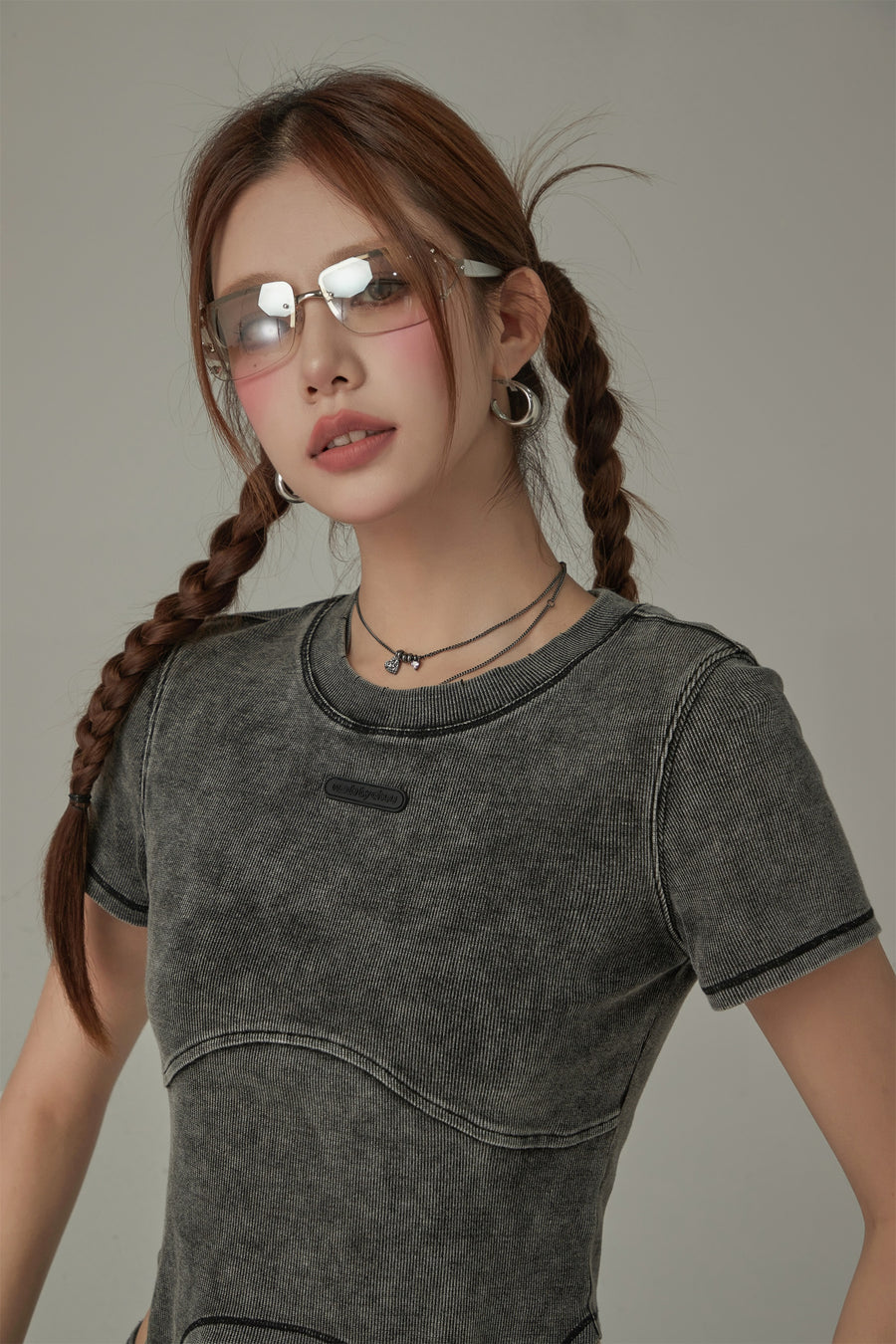 CHUU Vintage Hanging Strap Semi Crop Top