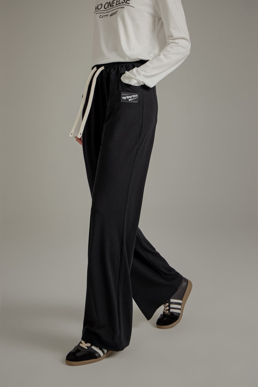 CHUU Banded Wide Leg Jogger Pants