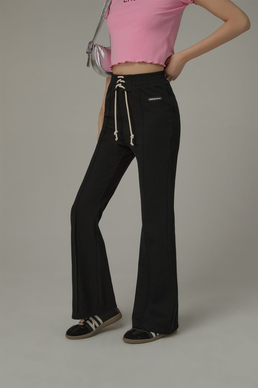 CHUU Lace Up Semi Bootcut Casual Pants