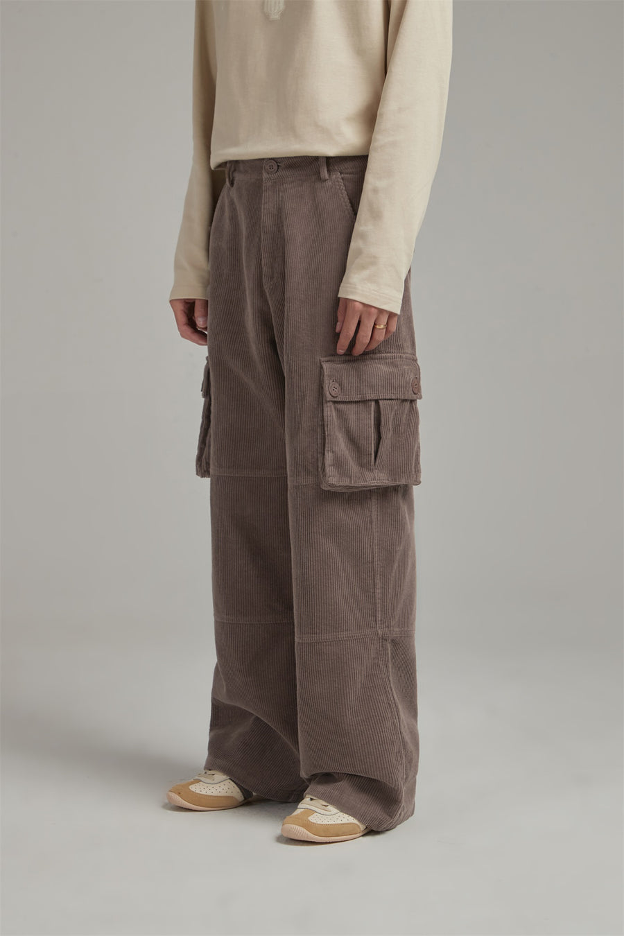 CHUU Corduroy Cargo Pants