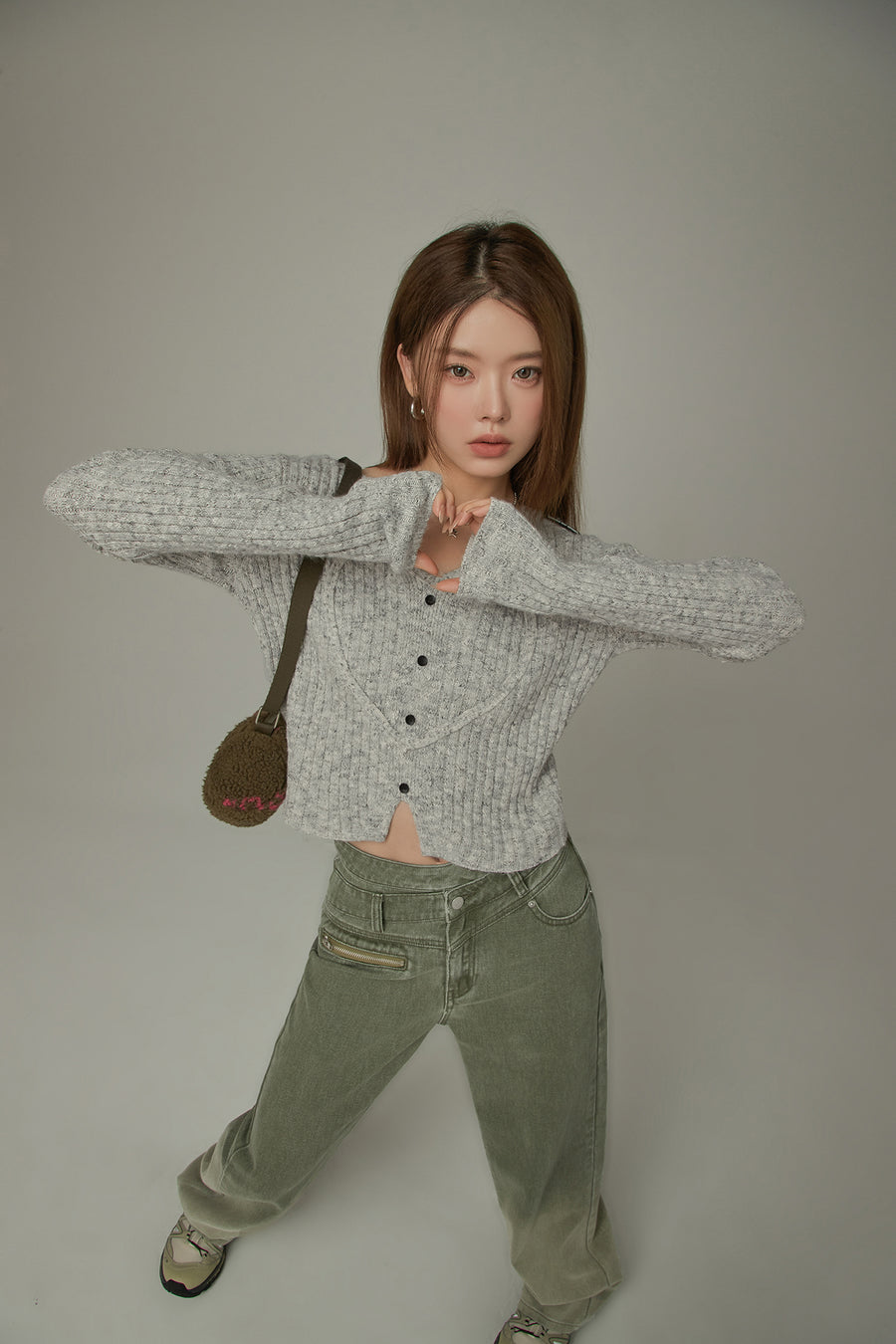 CHUU Heart Ribbed Knit Top