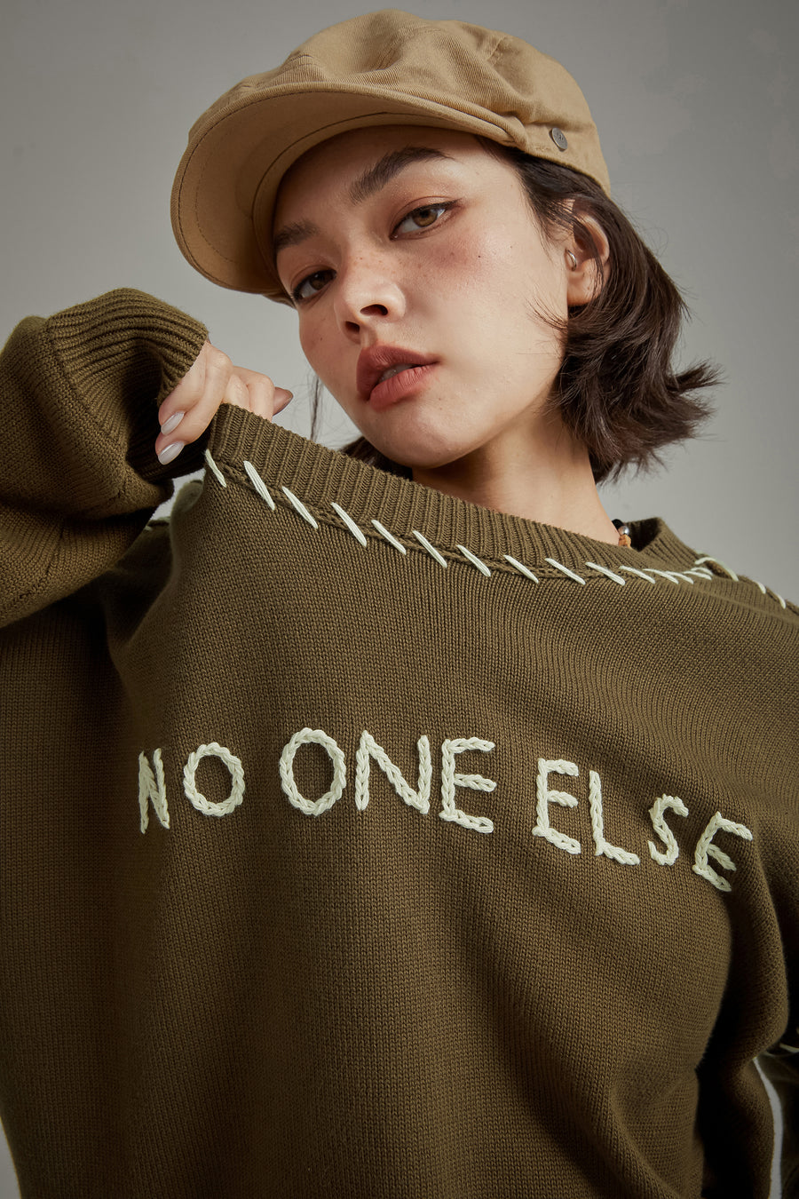 CHUU Logo Boxy Stitch Knit Sweater