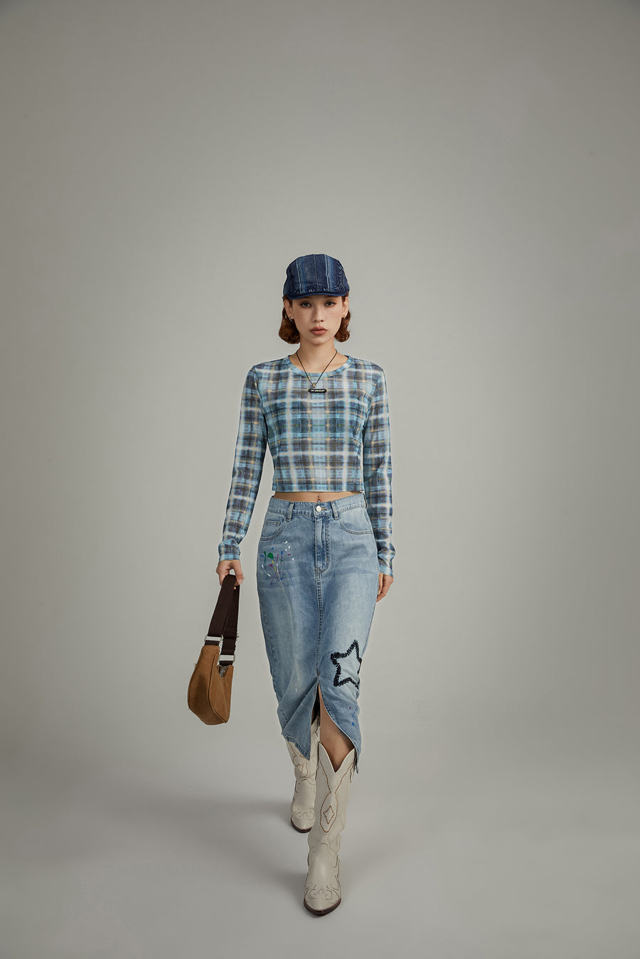 CHUU Star Denim Long Slit Skirt