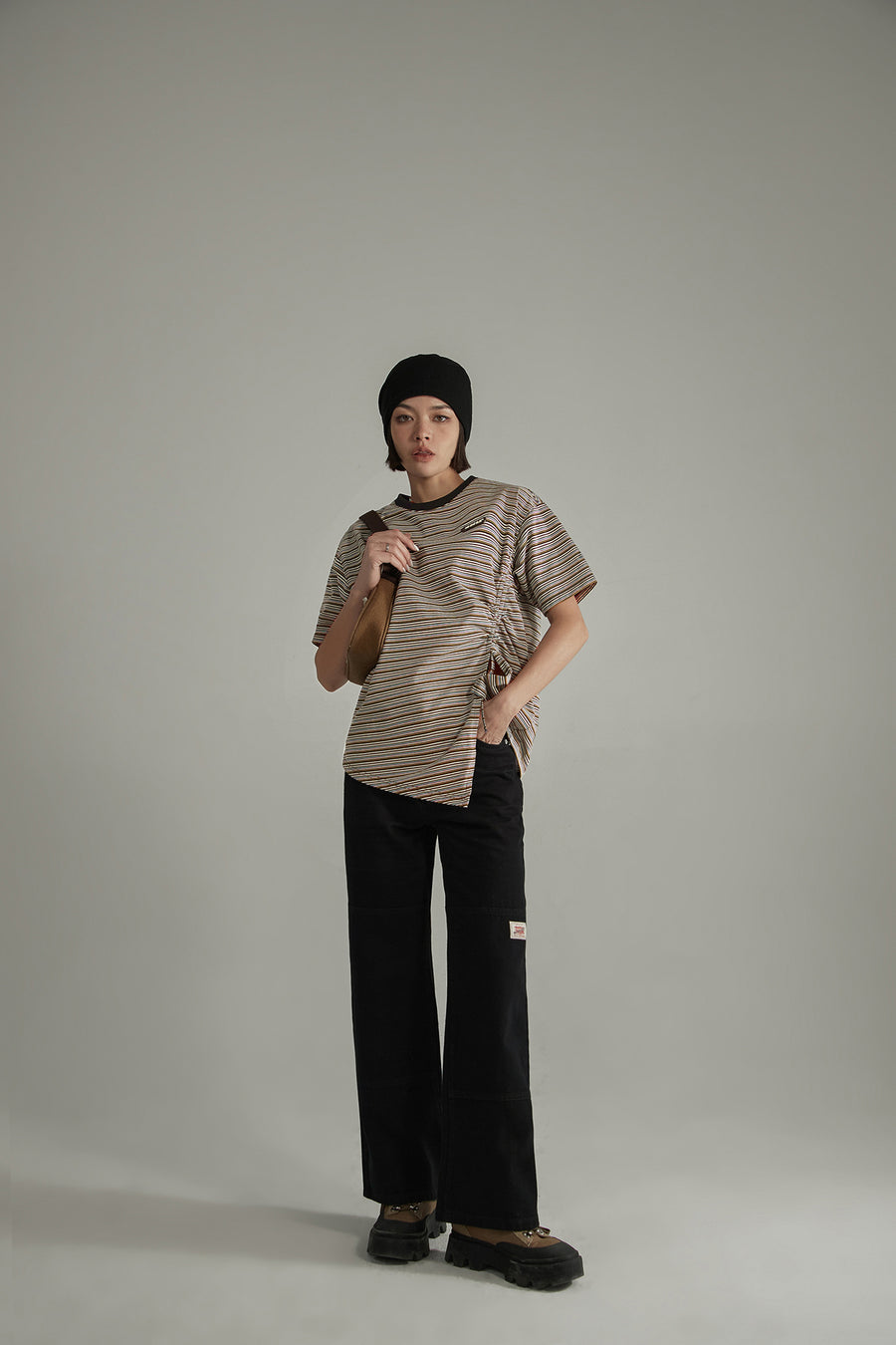 CHUU Striped Slit Shirring String T-Shirt